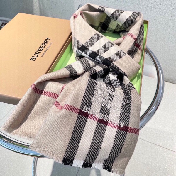 Streetwear Scarf BURBERRY 325621 size：180*32cm