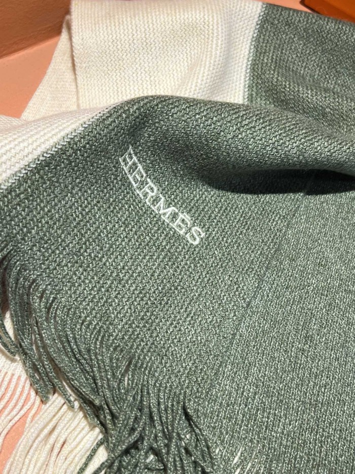 Streetwear Scarf Hermes   325549 size：30*180cm