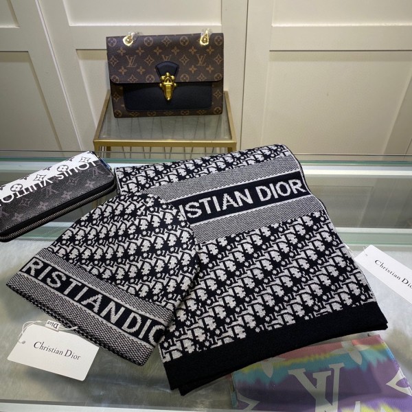 Streetwear Scarf Dior 325452