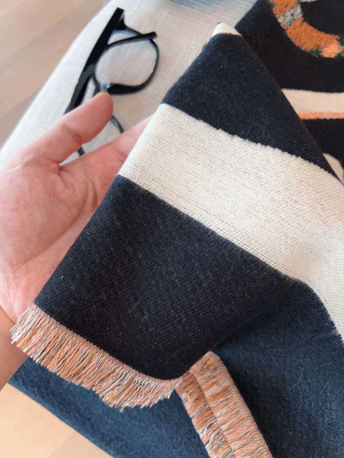 Streetwear Scarf CHANEL 325471 size:70cm*180cm