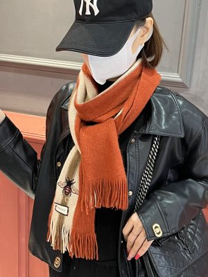 Streetwear Scarf GUCCI 325532 SIZE:30*180cm