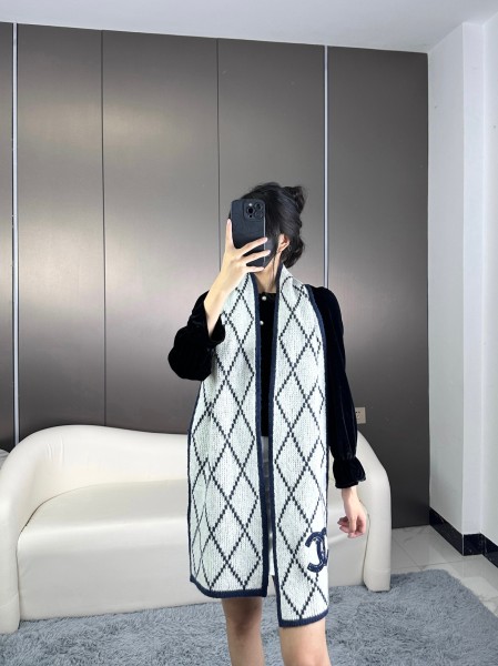 Streetwear Scarf CHANEL 325557  size：30cm×180cm