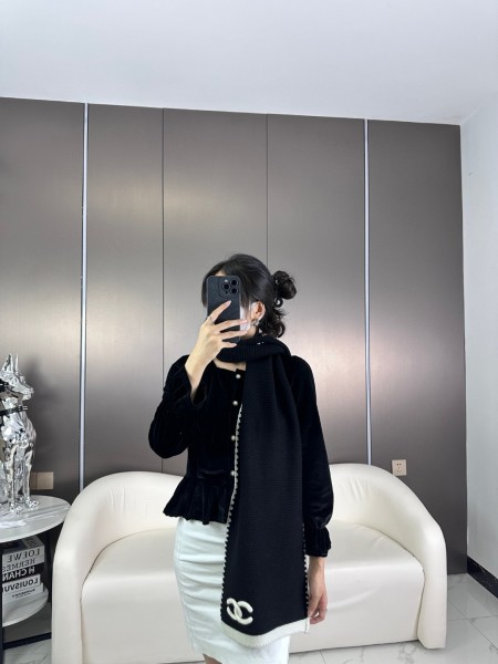 CHANEL Knit Scarves Women's Black