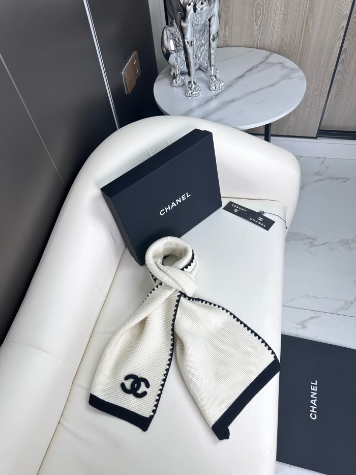 Streetwear Scarf CHANEL 325568
