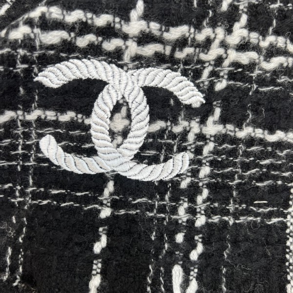 Streetwear Scarf CHANEL 325572 size：70*190cm