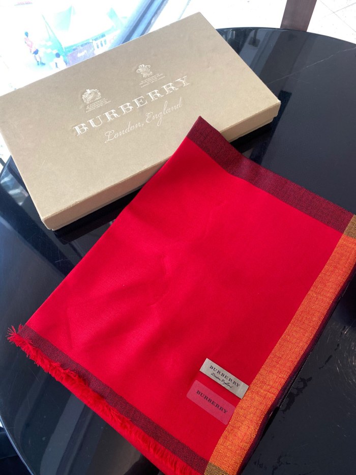 Streetwear Scarf BURBERRY 325462 size：70*200cm