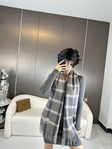 Streetwear Scarf BURBERRY 325562 size：32*180  cm