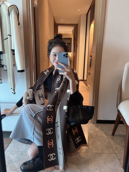 Streetwear Scarf CHANEL 325519 size:180*70cm