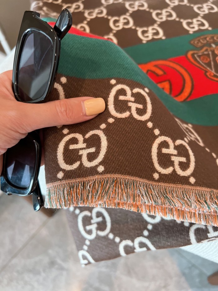 Streetwear Scarf GUCCI 325516 SIZE:180*70cm