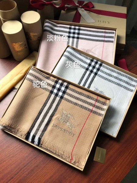 Streetwear Scarf BURBERRY 325506 size：220*70cm