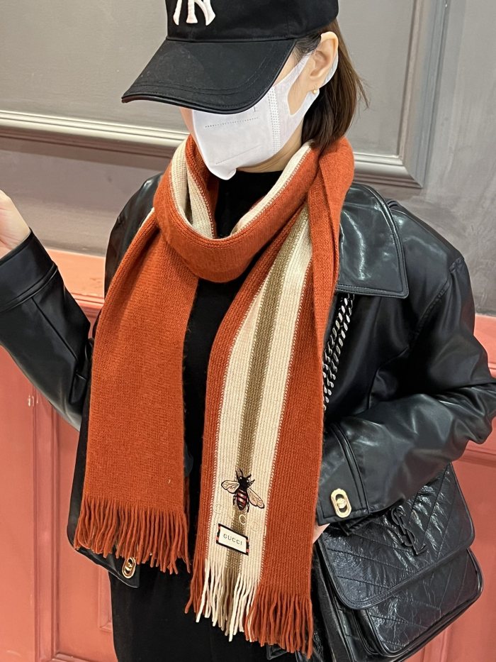 Streetwear Scarf GUCCI 325532 SIZE:30*180cm