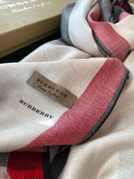 Streetwear Scarf BURBERRY 325465 size：70*200cm