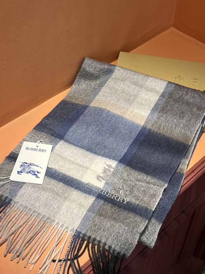 Streetwear Scarf BURBERRY 325535 size：32*180  cm