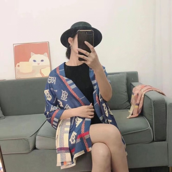 Streetwear Scarf BURBERRY 325496 size：180*70CM