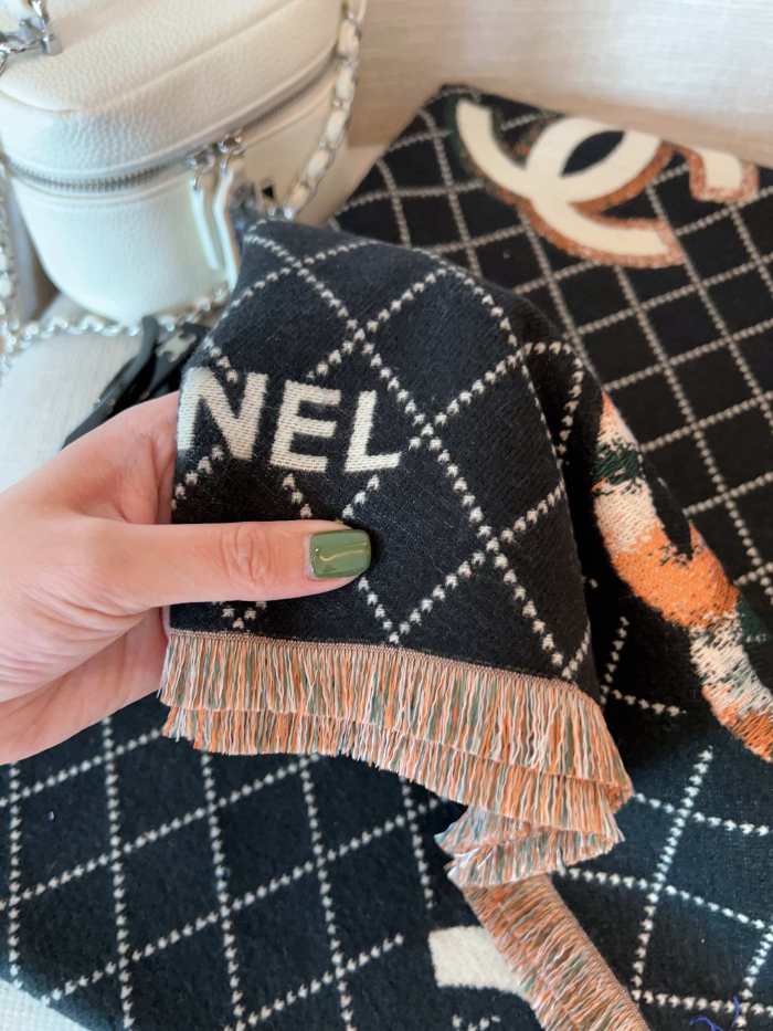 Streetwear Scarf CHANEL 325479 size：180*65cm