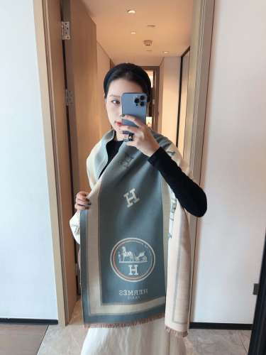 Streetwear Scarf Hermes   325488 size：30*180cm