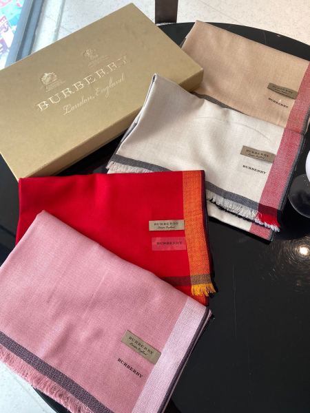 Streetwear Scarf BURBERRY 325463 size：70*200cm