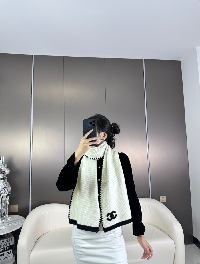 Streetwear Scarf CHANEL 325568