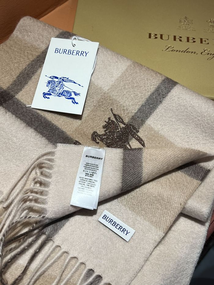 Streetwear Scarf BURBERRY 325536 size：32*180  cm