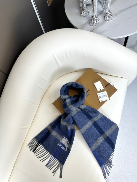 Streetwear Scarf BURBERRY 325563 size：32*180  cm