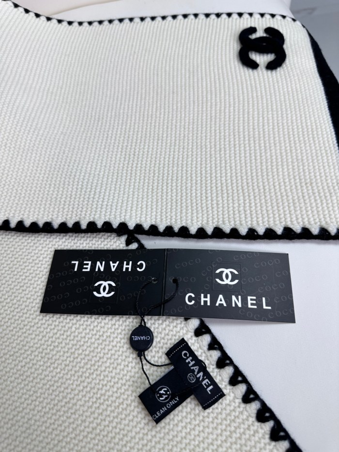 Streetwear Scarf CHANEL 325568