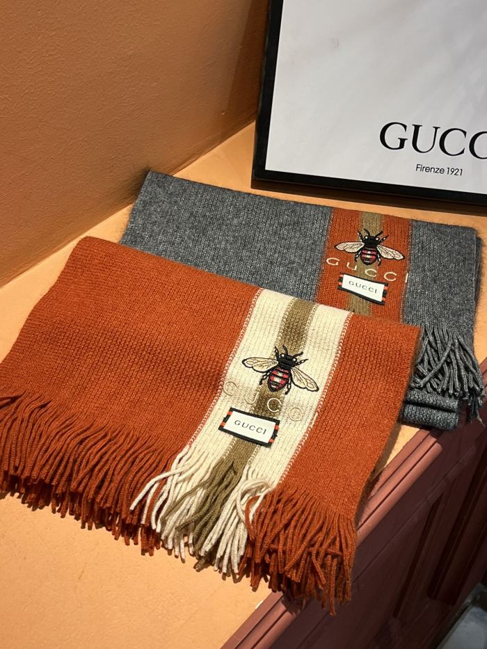 Streetwear Scarf GUCCI 325533 SIZE:30*180cm