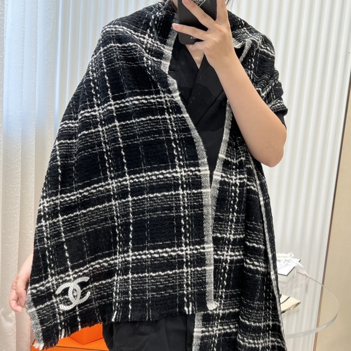 Streetwear Scarf CHANEL 325572 size：70*190cm