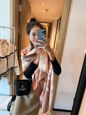 Streetwear Scarf CHANEL 325519 size:180*70cm