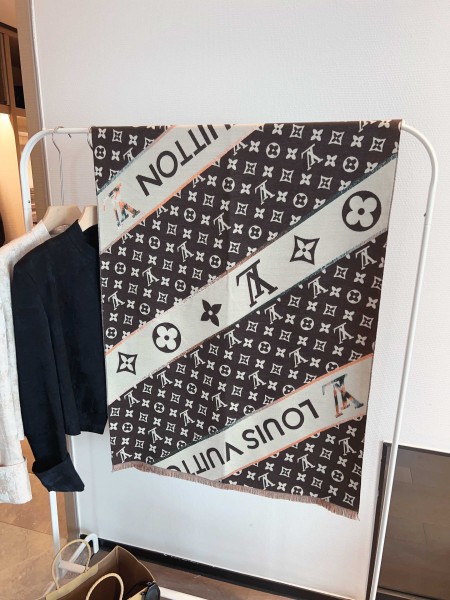 Streetwear Scarf LV 325468 SIZE:180*65cm