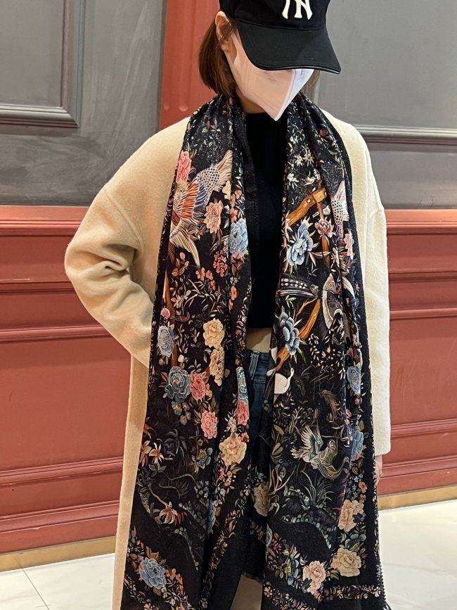 Streetwear Scarf Dior 325543 SIZE:100*200cm