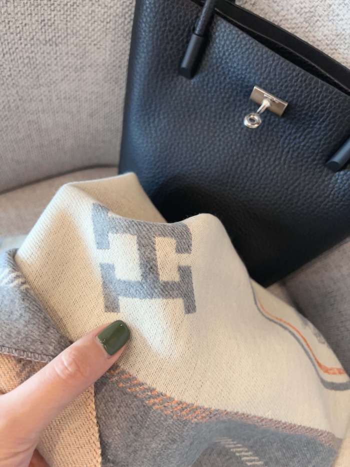 Streetwear Scarf Hermes   325487 size：30*180cm