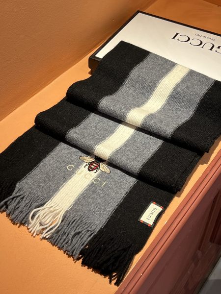 Streetwear Scarf GUCCI 325528 SIZE:30*180cm