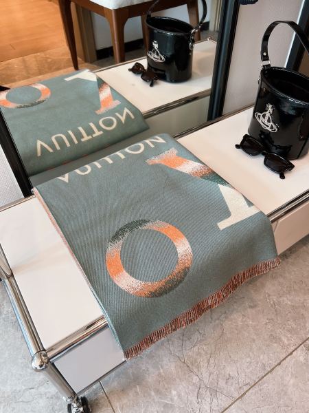 Streetwear Scarf LV 325508