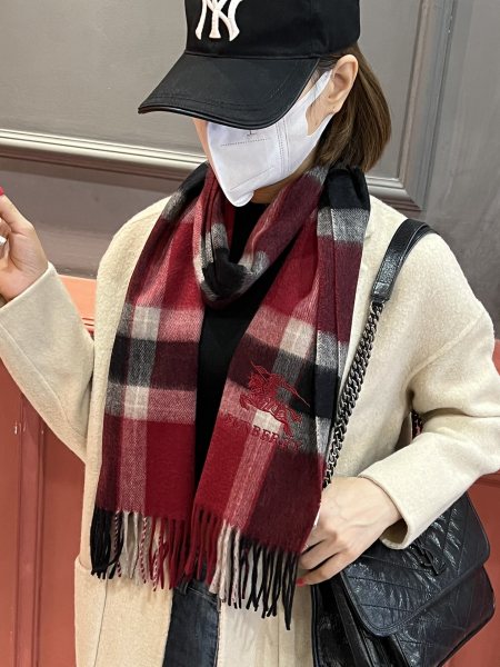 Streetwear Scarf BURBERRY 325540 size：32*180  cm
