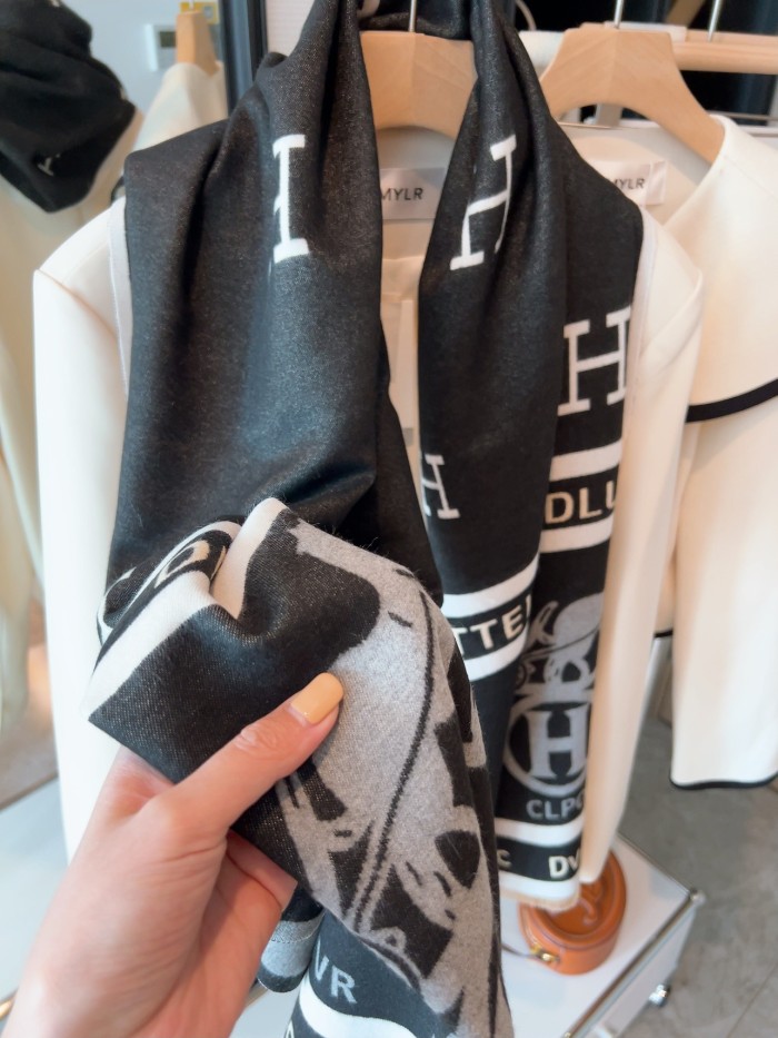 Streetwear Scarf Hermes   329791 size：180*65cm