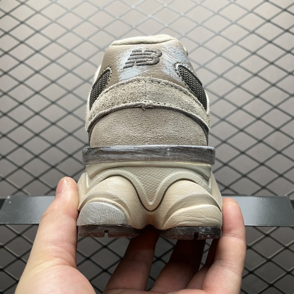 New Balance 9060 Mushroom