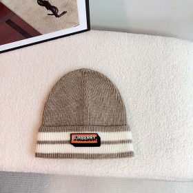Streetwear Hat BURBERRY 325373