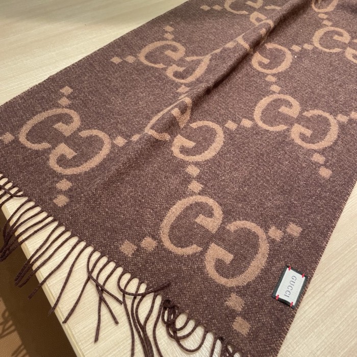 Streetwear Scarf GUCCI 329798