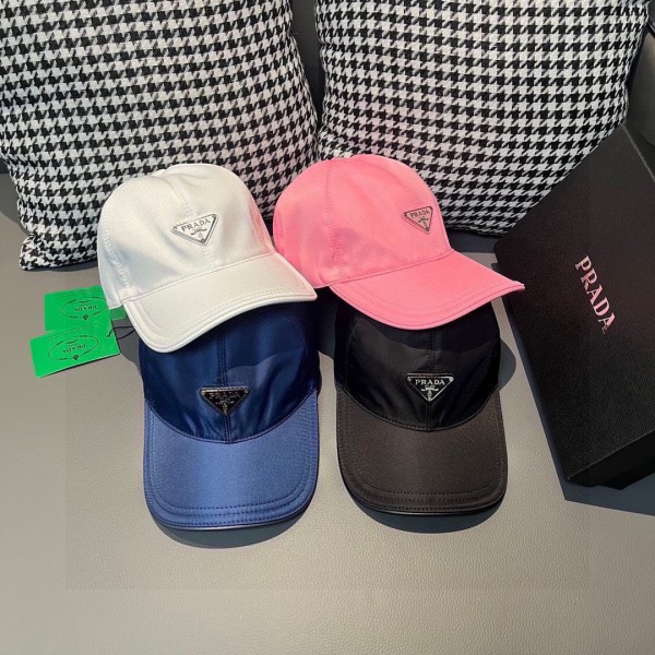 Streetwear Hat Prada 325323