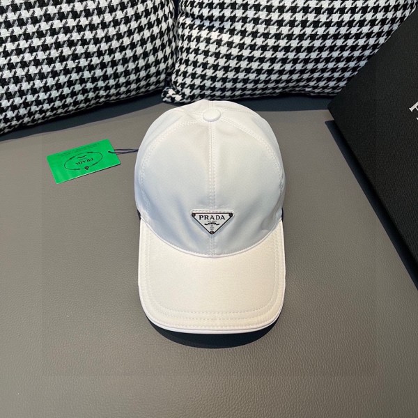 Streetwear Hat Prada 325320