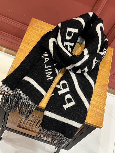 Streetwear Scarf PRADA 329802 size:200*46cm
