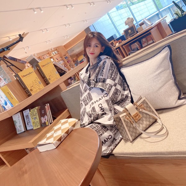 Streetwear Scarf CHANEL 329797 size：180*65cm