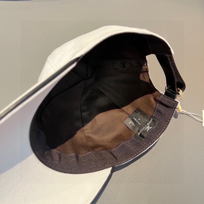 Streetwear Hat LV 325331