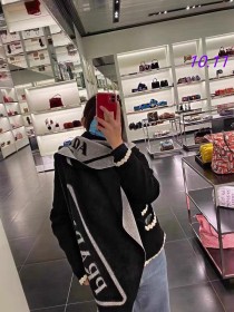 Streetwear Scarf PRADA 329802 size:200*46cm