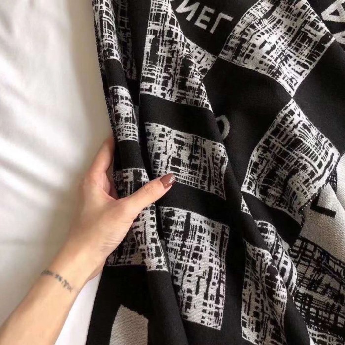 Streetwear Scarf CHANEL 329797 size：180*65cm