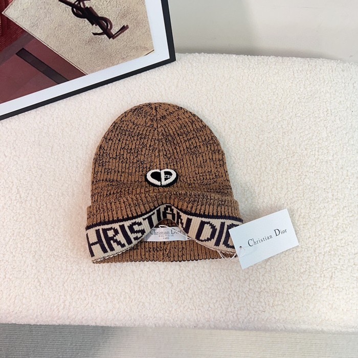 Streetwear Hat DIOR 325367