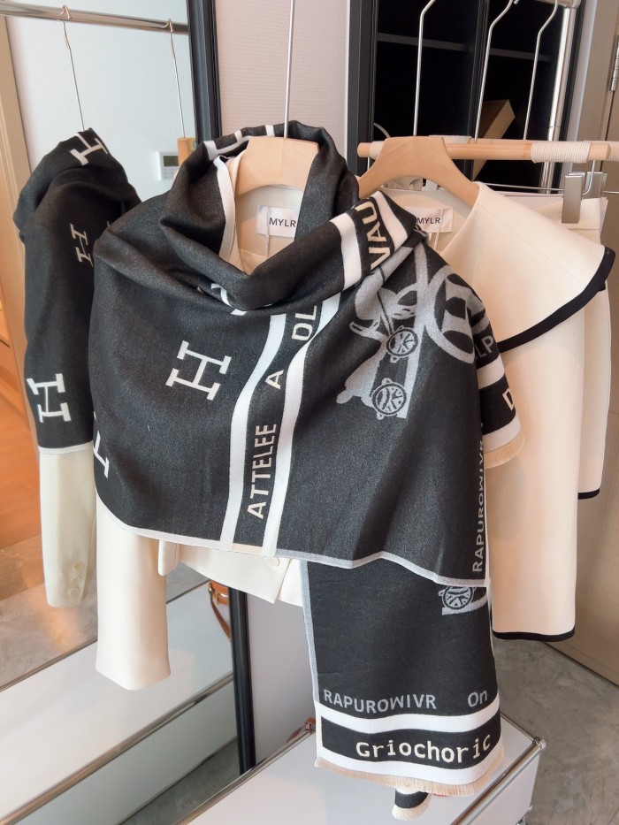 Streetwear Scarf Hermes   329791 size：180*65cm