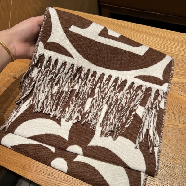Streetwear Scarf LV  329765 SIZE:209x30cm