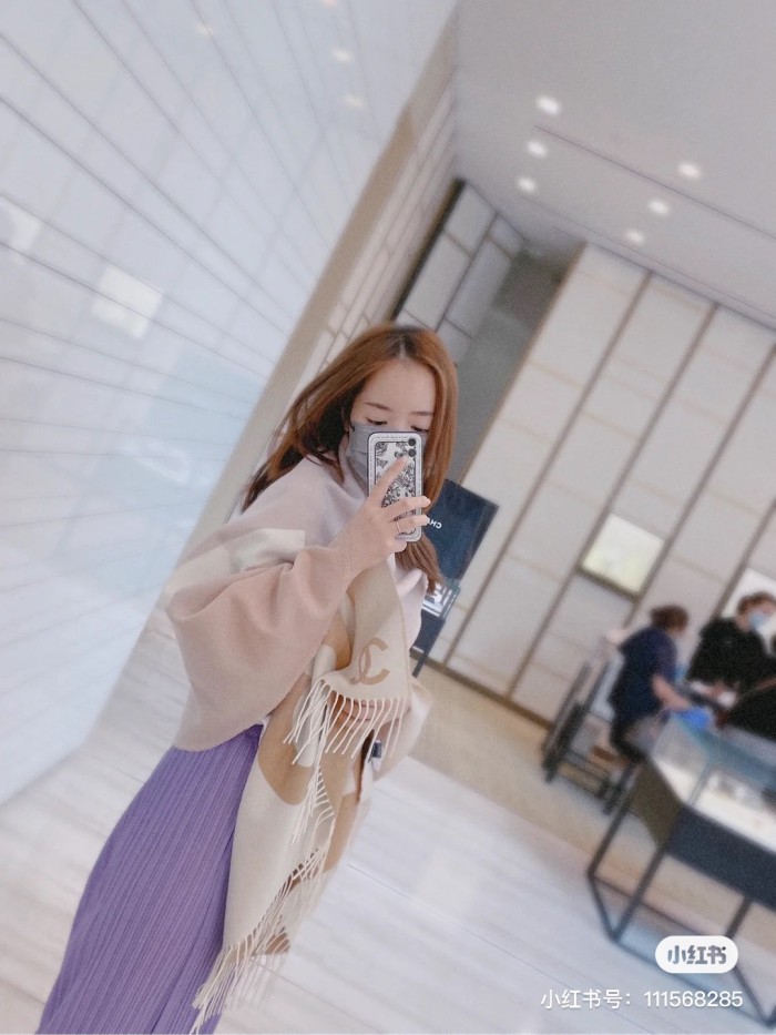 Streetwear Scarf CHANEL 329760 SIZE:70cm*200cm