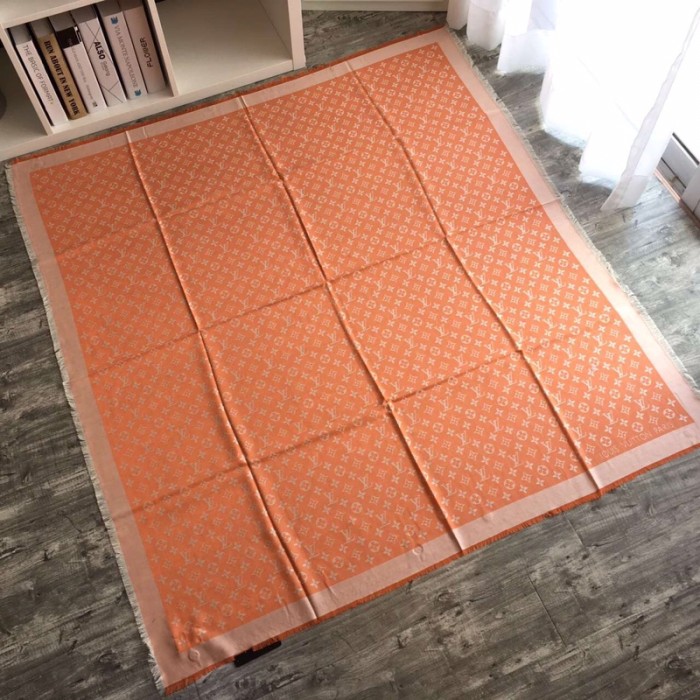 Streetwear Scarf LV 329785 SIZE:140*140cm